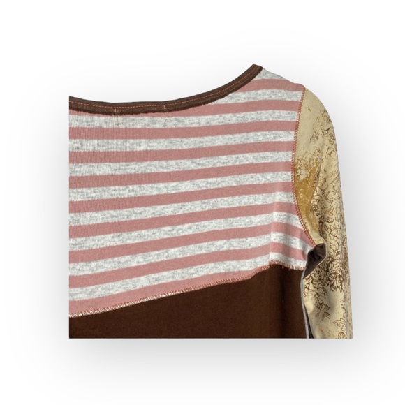 new skinny minnie 𖦹 Amusement Fair Patch Tee 𖦹 Embellished Mixed Print 𖦹 S - Picture 3 of 15